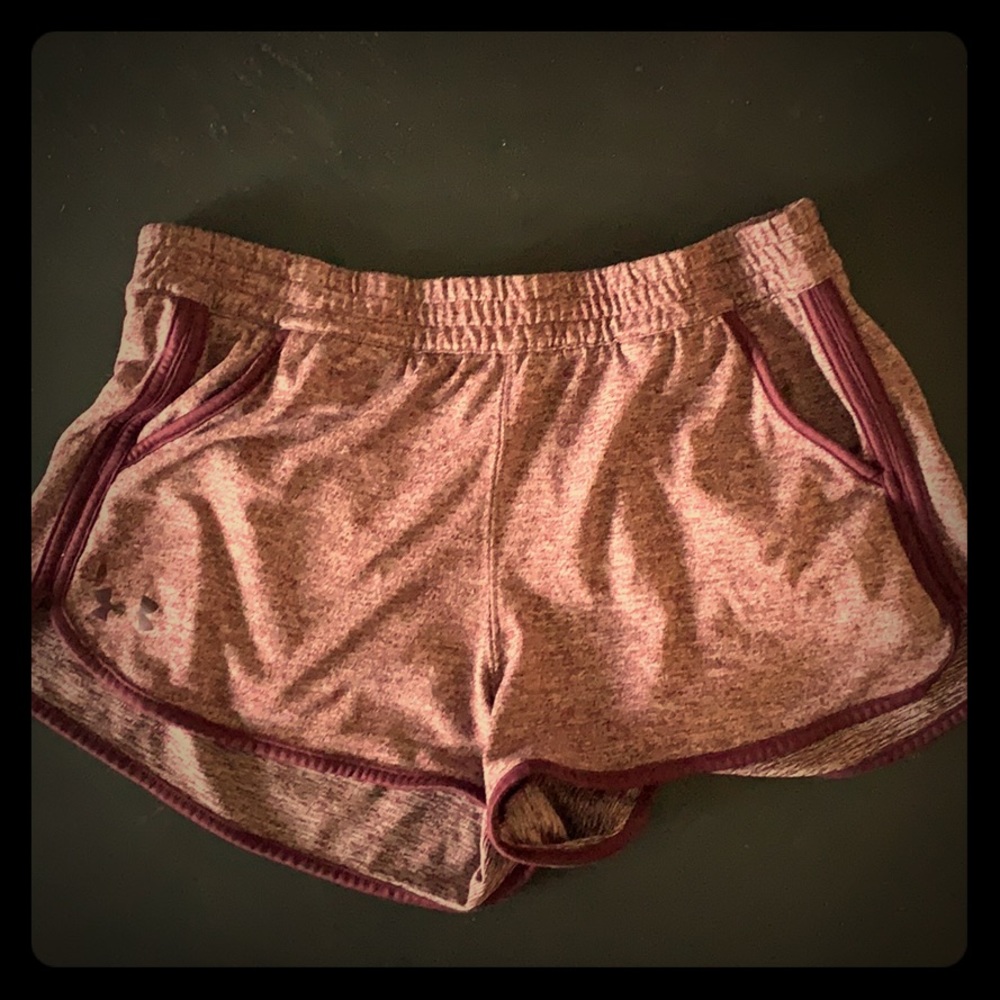 Under Armour knit active shorts, sz Med